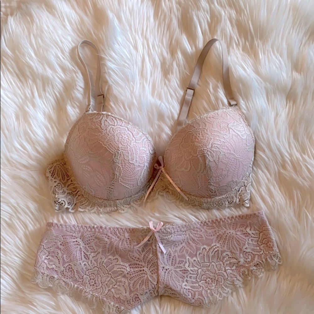 Pink & Cream lace push-up bra